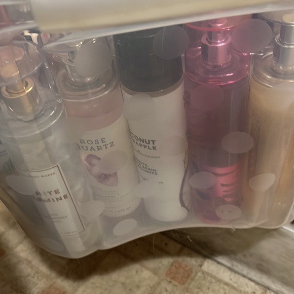 Bath&Body Works Haul *make offers* - Picture 6 of 6